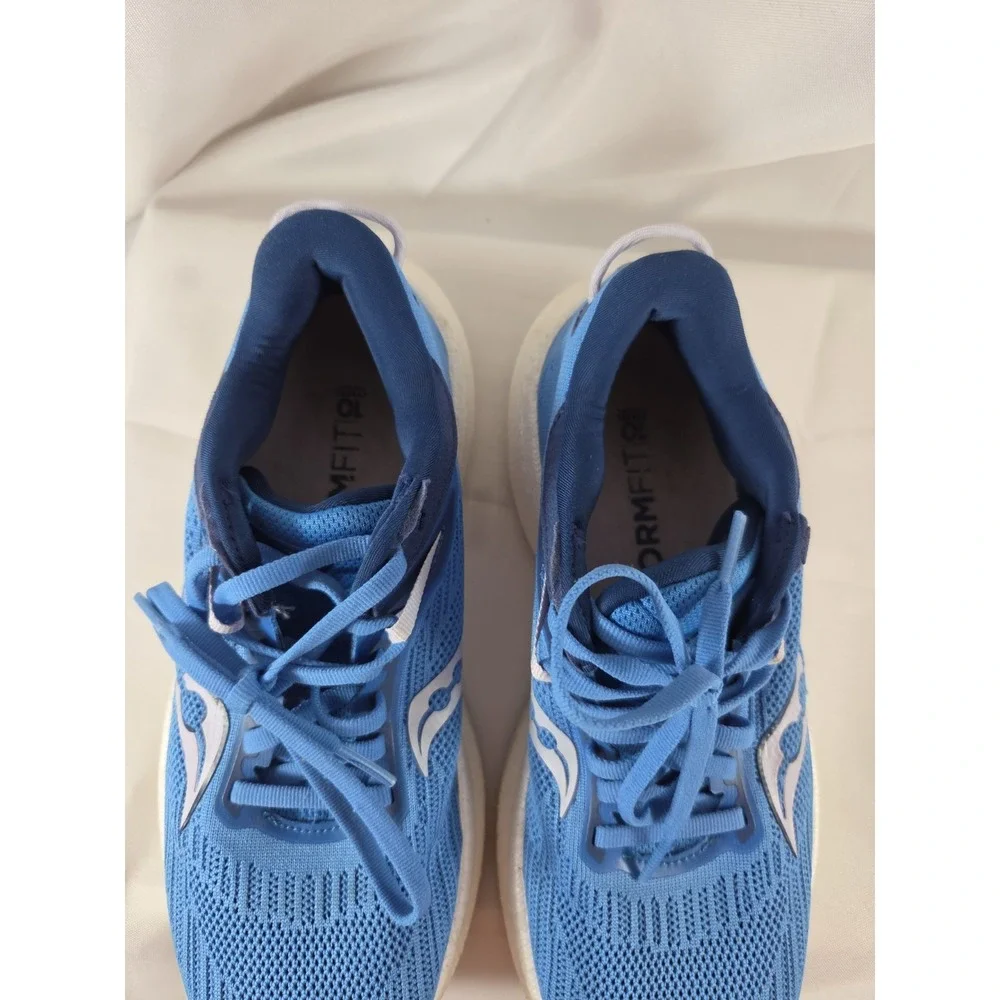 Saucony Women's Triumph 21 running shoes Bluelight/Mauve colorway Size 7.5
